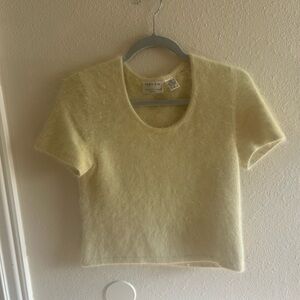 Review Women's Soft Yellow Scoop Neck angora Sweater vintage y2k 90’s grunge pop